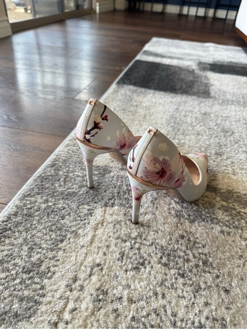 Ted Baker White Floral Pointed-Toe Stiletto Pumps